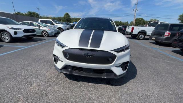 Photo of 2025 Star White Metallic Tri-Coat Ford Mustang Mach-E