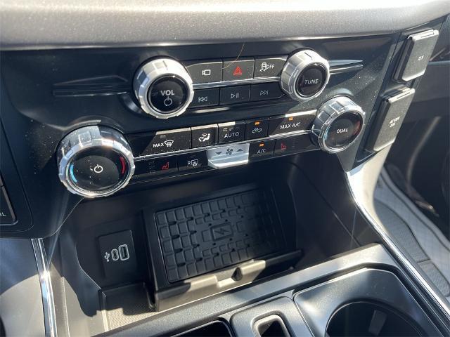 Photo of 2025 AGATE BLACK METALLIC Ford F-150