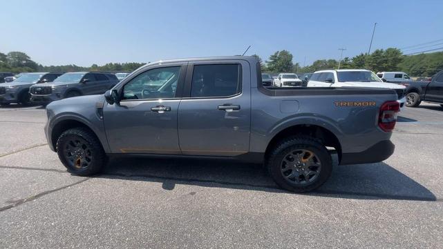 Photo of 2025 CARBONIZED GRAY METALLIC Ford Maverick