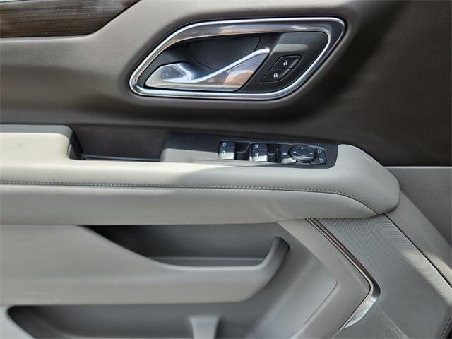 Photo of 2024 Titanium Rush Metallic GMC Yukon