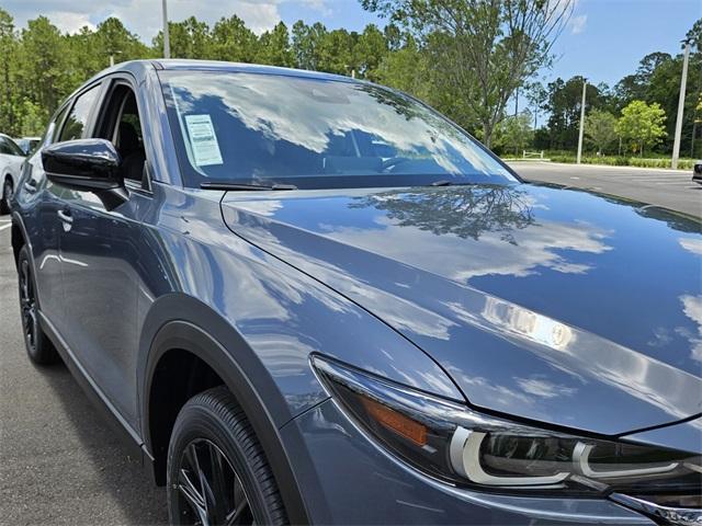 Photo of 2025 Gray Metallic Mazda CX-5
