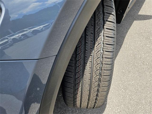 Photo of 2025 Gray Metallic Mazda CX-5