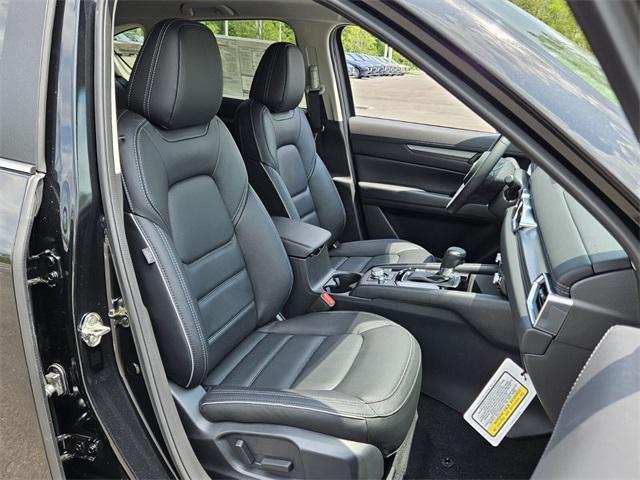 Photo of 2025 Jet Black Mazda CX-5