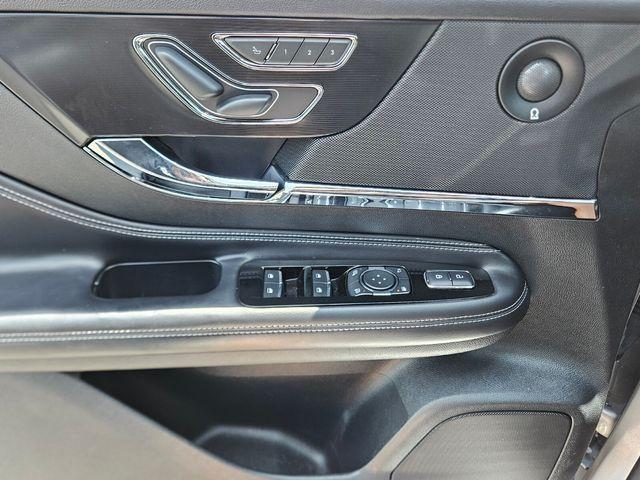 Photo of 2021 Silver Radiance Lincoln Corsair