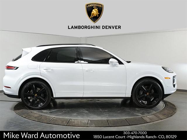 Photo of 2024 Carrara White Metallic Porsche Cayenne