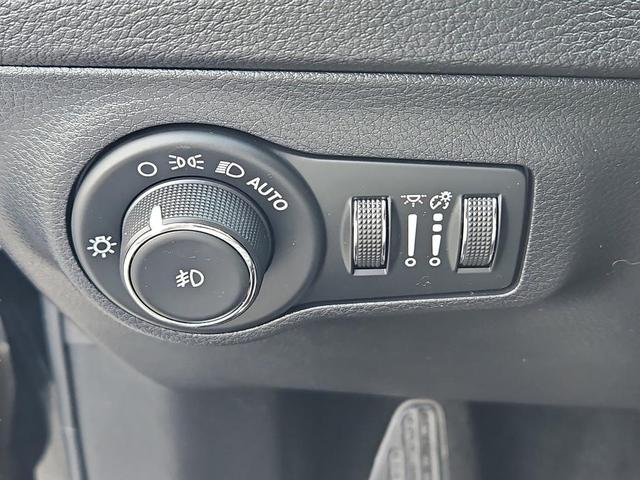 Photo of 2019 Black Jeep Compass