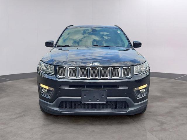 Photo of 2019 Black Jeep Compass