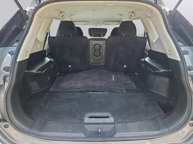 Photo of 2014 Gun Metallic Nissan Rogue