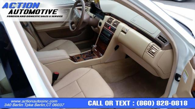Photo of 2002 Alabaster White Mercedes-Benz E-Class