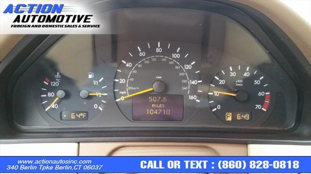 Photo of 2002 Alabaster White Mercedes-Benz E-Class