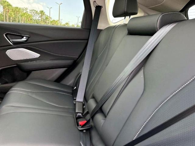 Photo of 2025 Platinum White Pearl Acura RDX