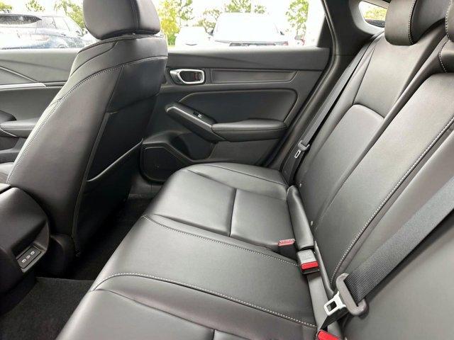 Photo of 2025 Platinum White Acura Integra