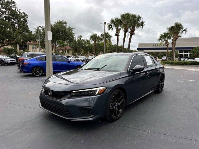 Photo of 2023 Sonic Gray Pearl Honda Civic