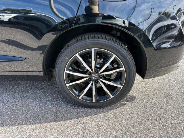 Photo of 2025 Majestic Black Pearl Acura RDX