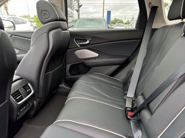 Photo of 2025 Solar Silver Metallic Acura RDX