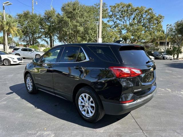 Photo of 2020 Mosaic Black Metallic Chevrolet Equinox