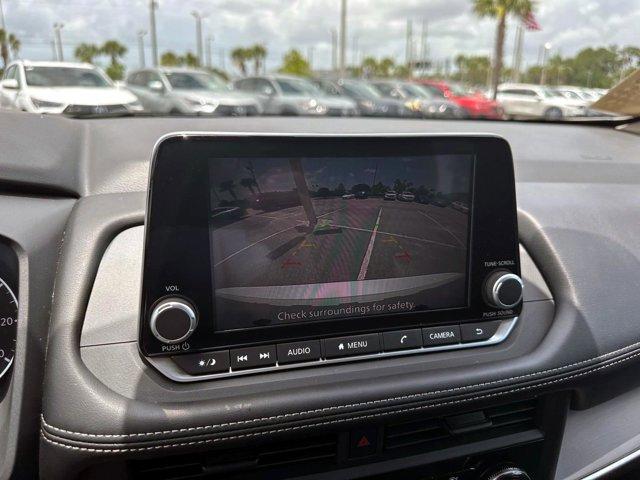 Photo of 2024 Everest White P Nissan Rogue