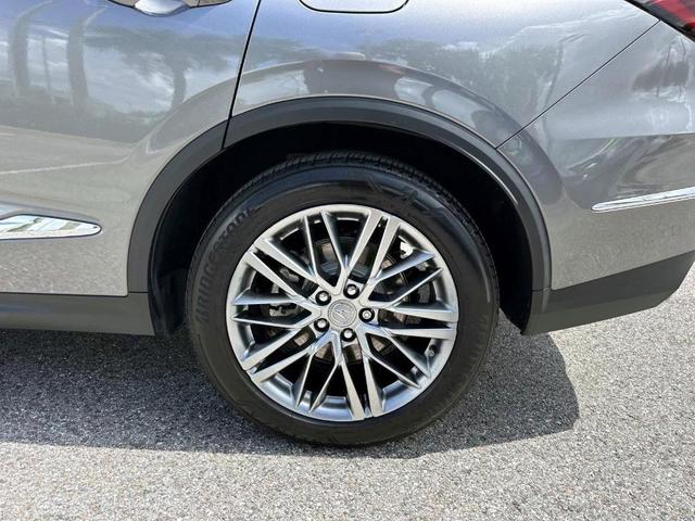 Photo of 2024 Liquid Carbon Metallic Acura MDX
