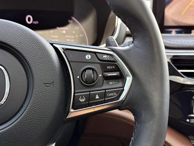 Photo of 2024 Liquid Carbon Metallic Acura MDX