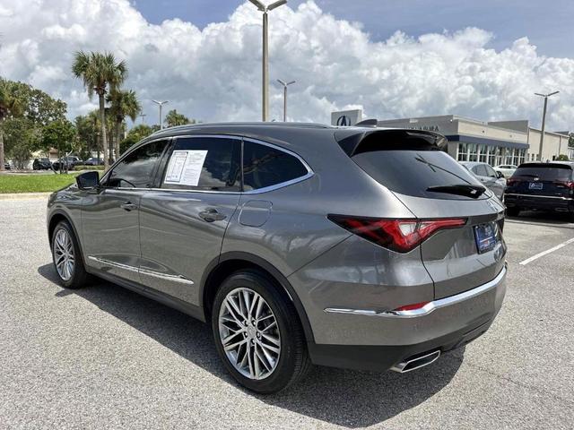 Photo of 2024 Liquid Carbon Metallic Acura MDX