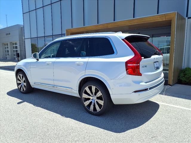 Photo of 2023 Crystal White Volvo XC90 Recharge Plug-In Hybrid