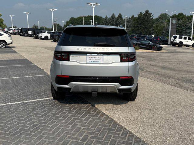 Photo of 2025 Hakuba Silver Metallic Land Rover Discovery Sport