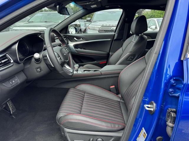 Photo of 2025 Blue Genesis G70