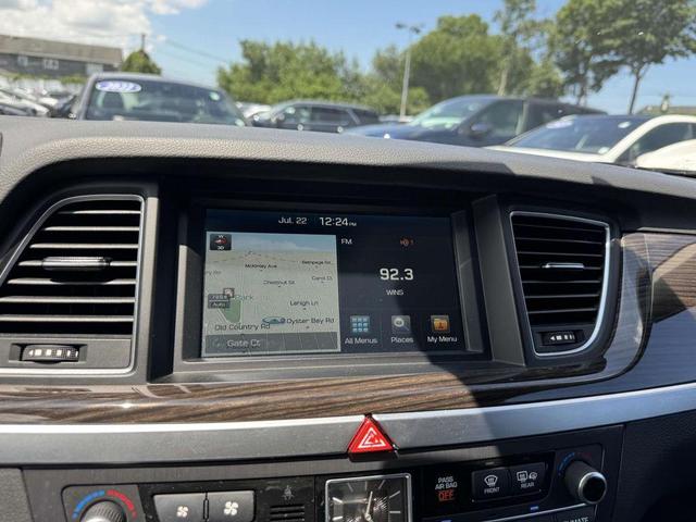 Photo of 2018 Victoria Black Genesis G80