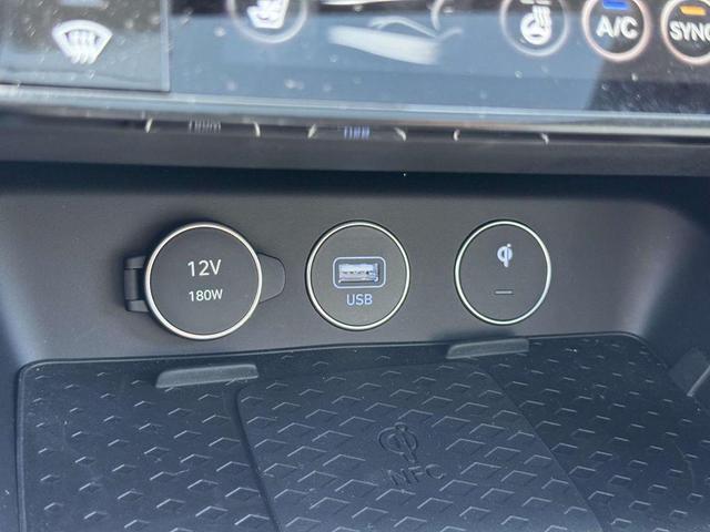 Photo of 2024 Uyuni White Genesis G70