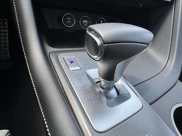 Photo of 2024 Uyuni White Genesis G70