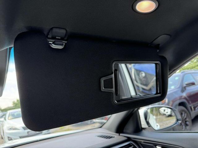 Photo of 2024 Uyuni White Genesis G70