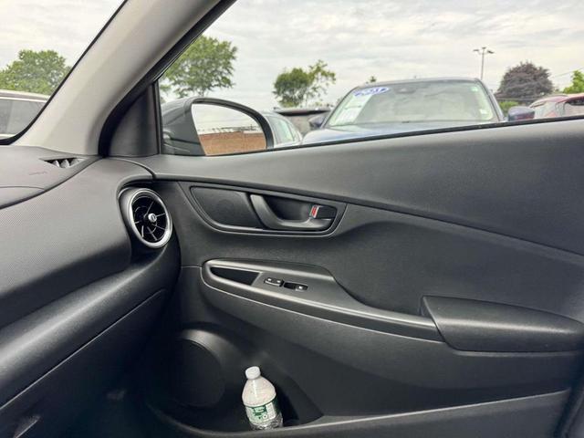 Photo of 2023 Gray Hyundai KONA