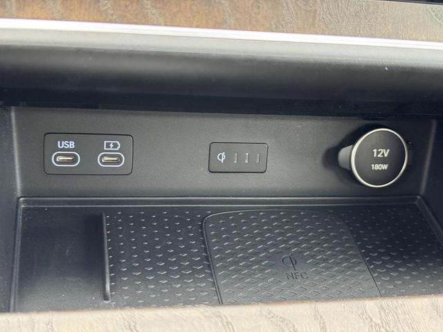 Photo of 2025 Black Genesis GV80