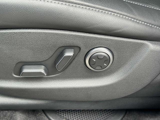 Photo of 2025 Black Genesis GV80