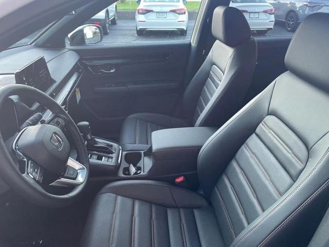 Photo of 2026 Platinum White Pearl Honda CR-V Hybrid
