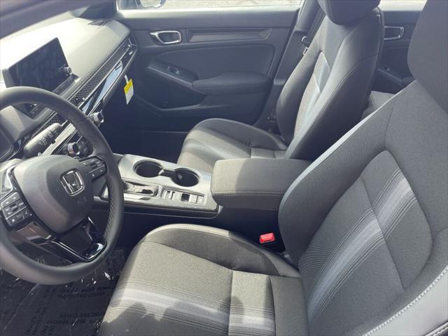 Photo of 2025 Platinum White Pearl Honda Civic