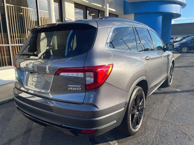 Photo of 2022 Modern Steel Metallic Honda Pilot