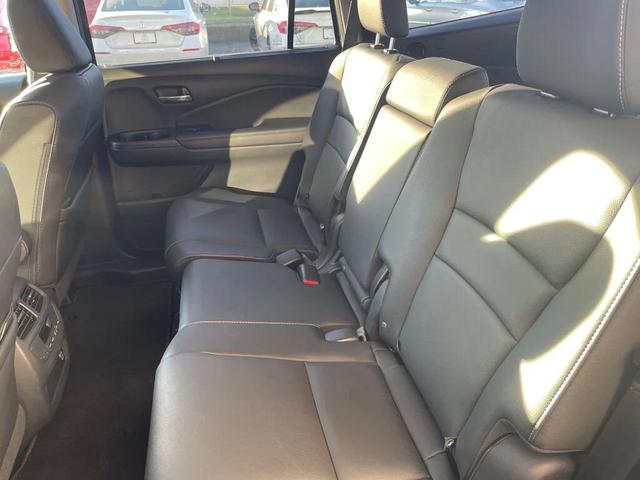 Photo of 2022 Modern Steel Metallic Honda Pilot