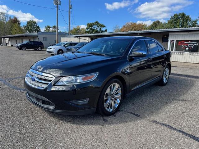 Photo of 2012 Tuxedo Black Metallic Ford Taurus
