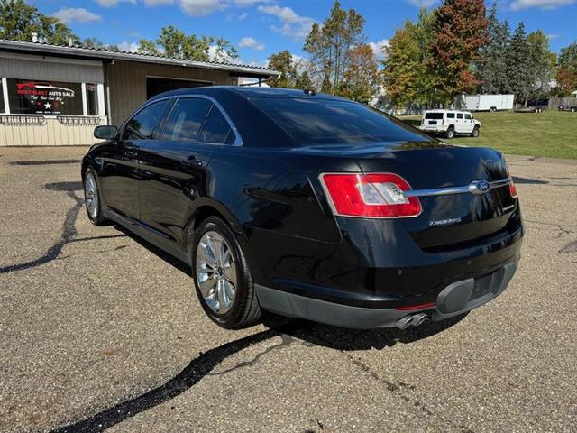 Photo of 2012 Tuxedo Black Metallic Ford Taurus