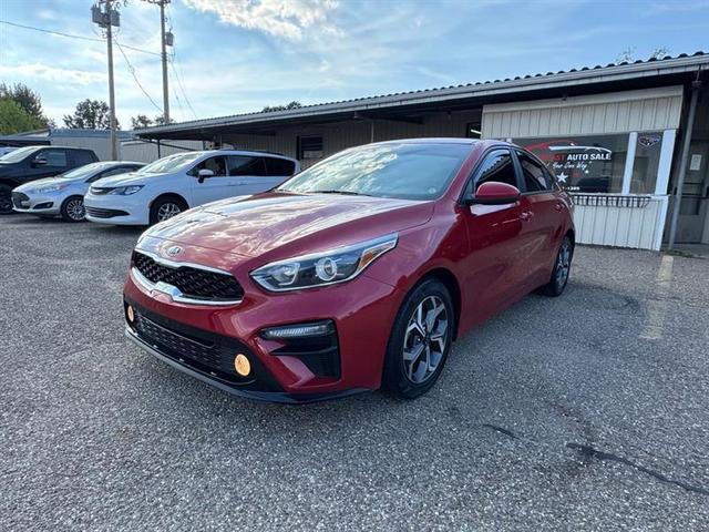 Photo of 2021 Currant Red Kia Forte