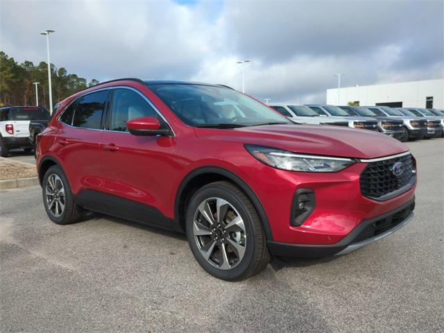 Photo of 2025 Rapid Red Metallic Tinted Clearcoat Ford Escape