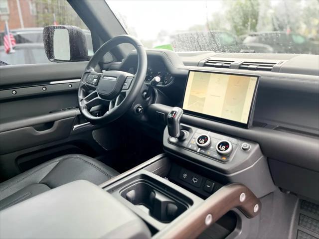 Photo of 2023 Santorini Black Metallic Land Rover Defender