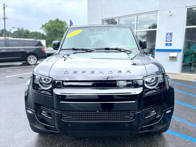 Photo of 2023 Santorini Black Metallic Land Rover Defender