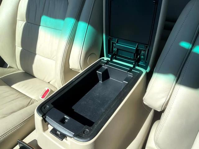 Photo of 2007 Sand Dollar Pearl Lexus LX 470