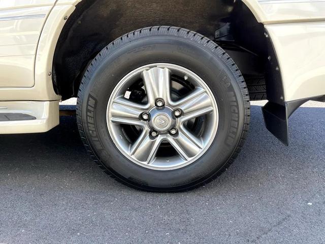 Photo of 2007 Sand Dollar Pearl Lexus LX 470
