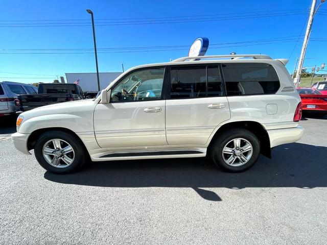 Photo of 2007 Sand Dollar Pearl Lexus LX 470
