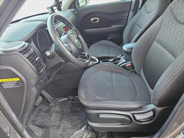 Photo of 2015 Titanium Gray Kia Soul