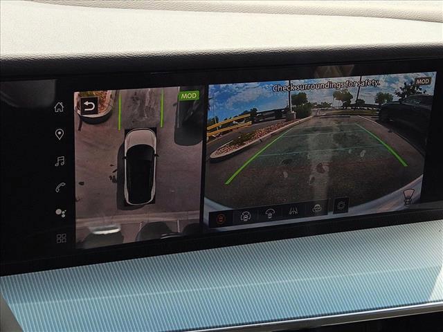Photo of 2025 Everest White Pearl Tricoat Nissan Murano