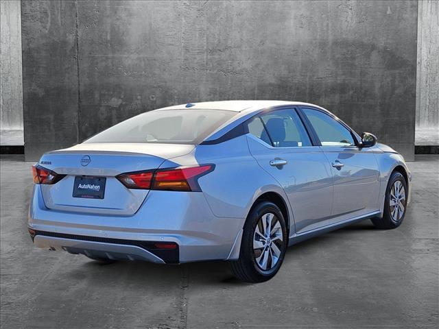 Photo of 2025 Brilliant Silver Metallic Nissan Altima